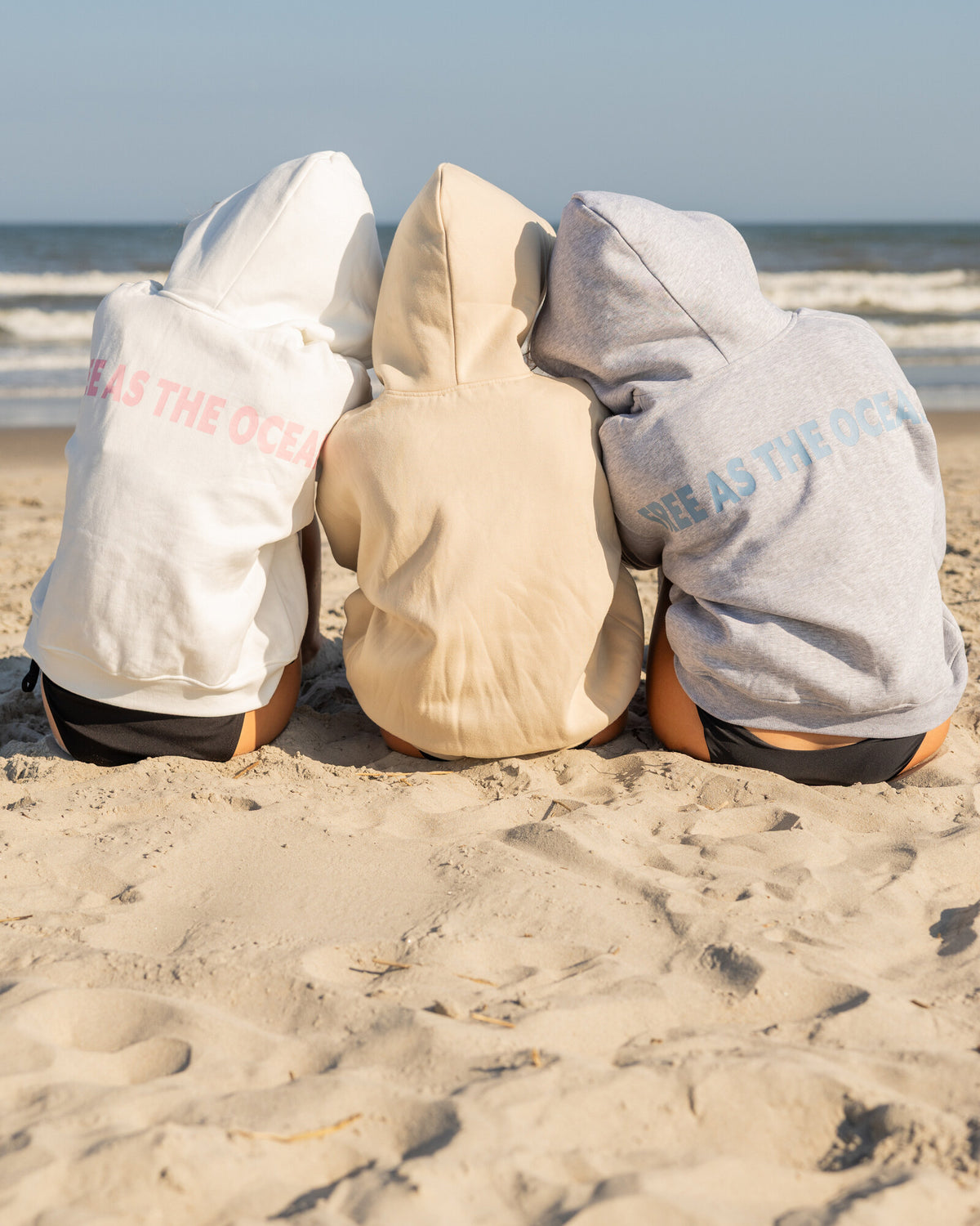 Offsure Print Pullover in Sand Dune, worn with the set