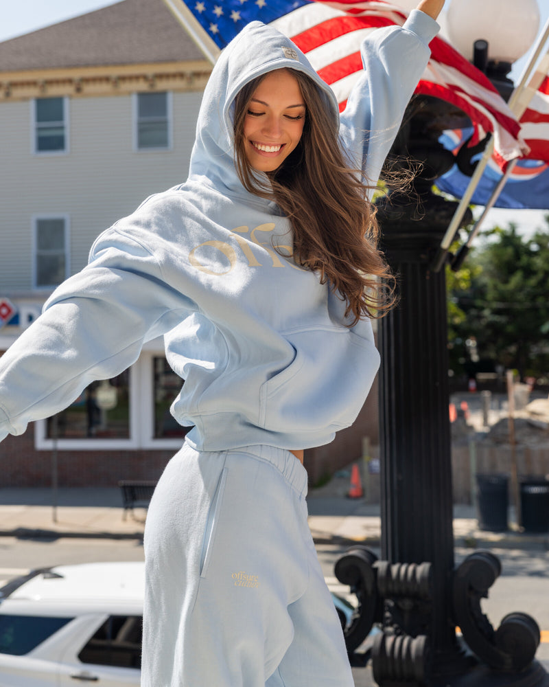 Offsure Print Pullover in Baby Blue